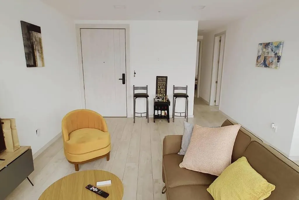 Gran Apartamento Familiar En Quito - Great Family Apartment In Quito Ecuador