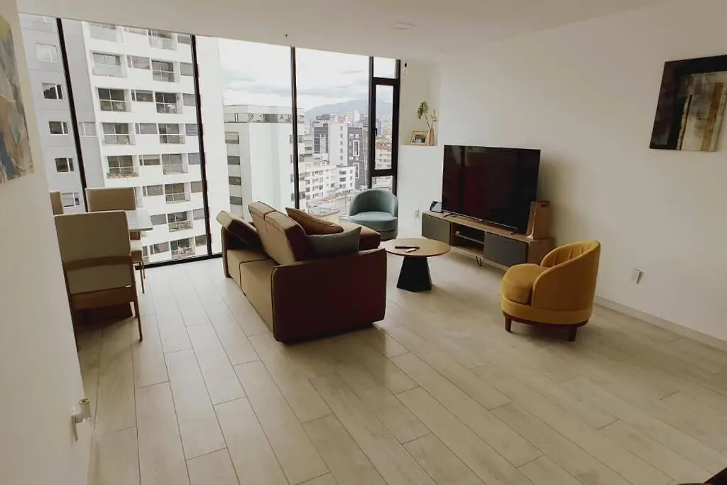 Gran Apartamento Familiar En Quito - Great Family Apartment In Quito